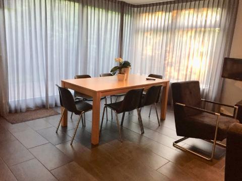 Bungalow De Eikenhof